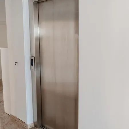 Apartment Luxury In Durres