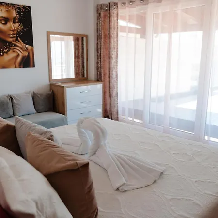 Apartment Luxury In Durres