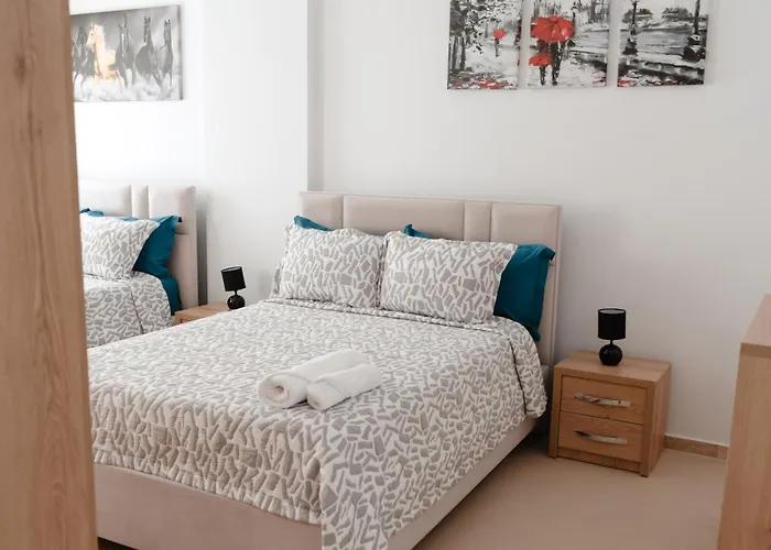 Luxury In Apartment *